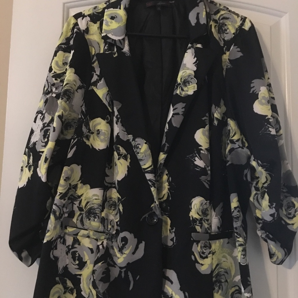Single button front blazer